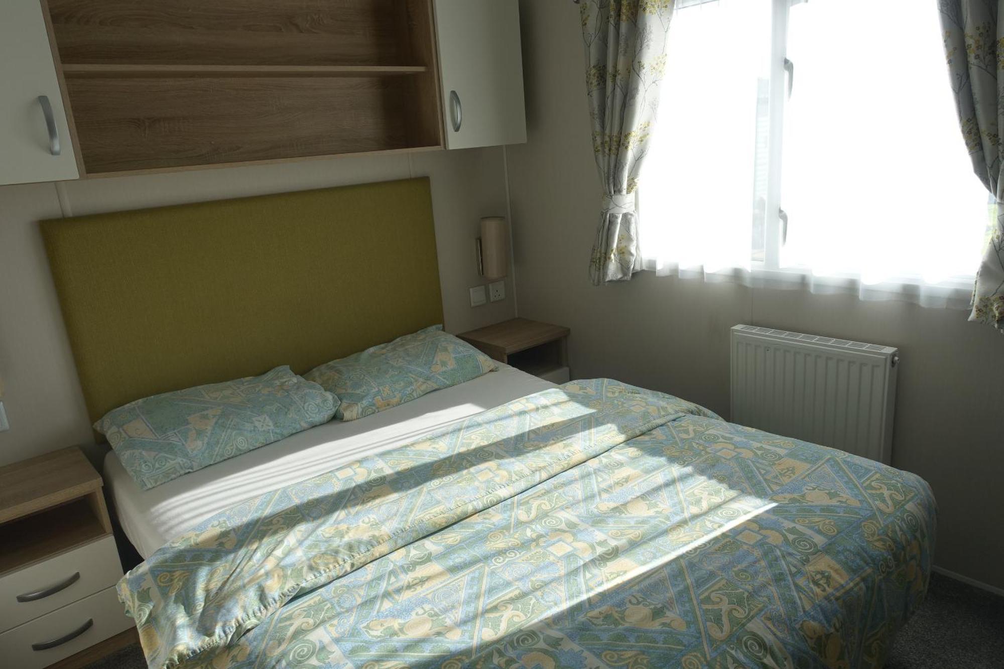 Red Lion Holiday Park アーブロース エクステリア 写真