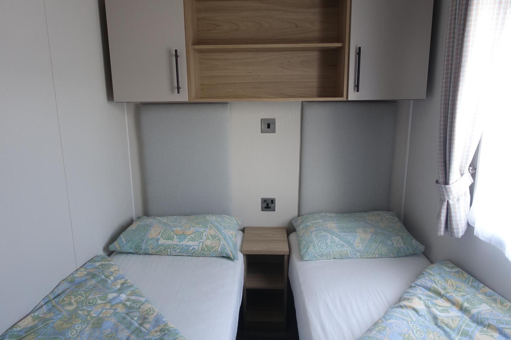 Red Lion Holiday Park アーブロース エクステリア 写真